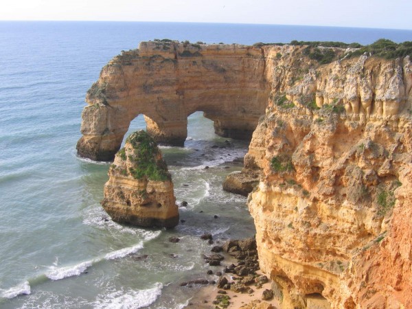 Top 10 Most Beautiful Natural Arches in World